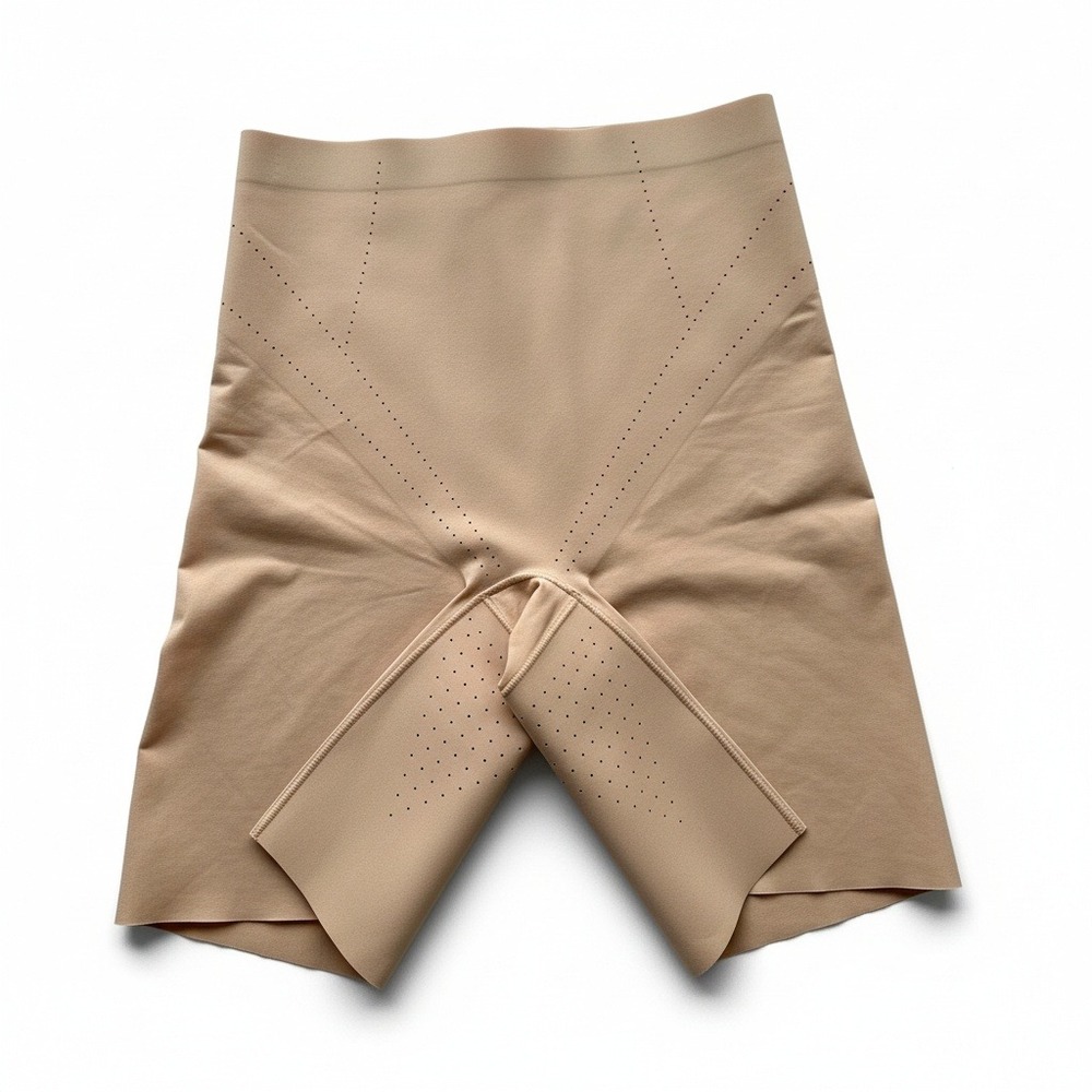 Wacoal Reshape Thigh Shaper 805284 Moderate Control Moisture Wicking Beige Small